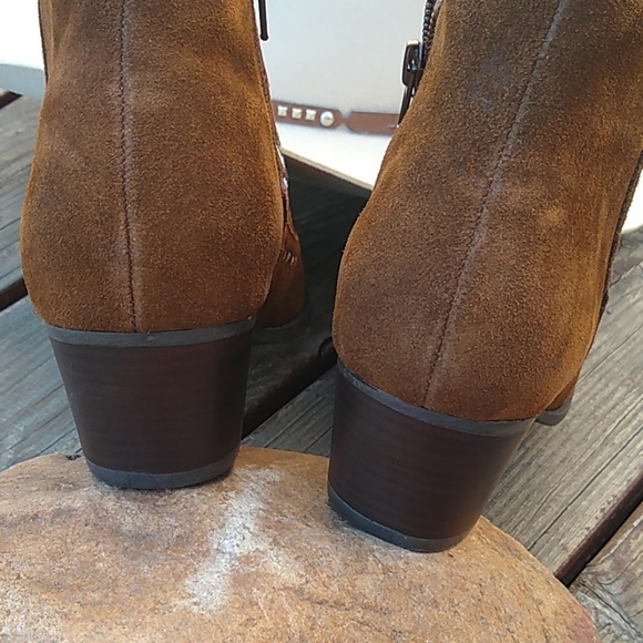 ♥️ SOLD♥️🎉Hp!🎉♥️Carlos Suede Leather Ankle Boots - Picture 6 of 8